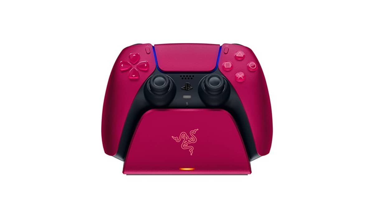 buy razer-universal-quick-charging-stand-for-ps5-cosmic-red