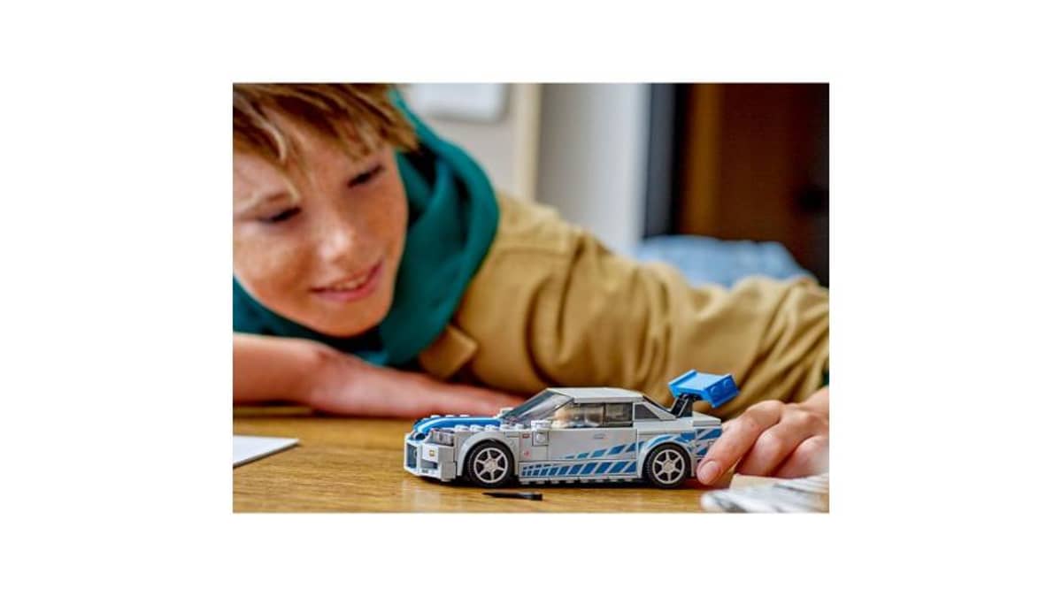 شتر 2-fast-2-furious-nissan-skyline