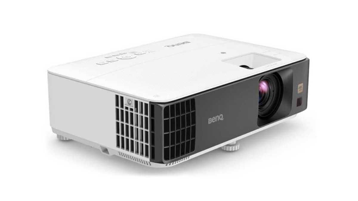 شتر benq-tk700-projector-4k-uhd-white