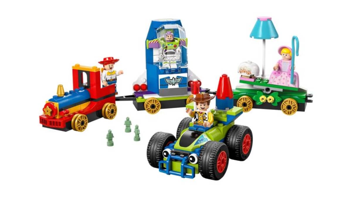 شتر toy-story-celebration-train-and-rc-car