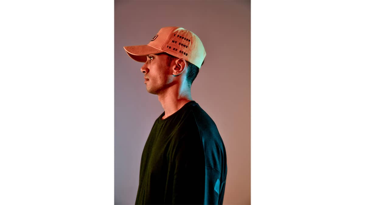 buy pause-knitted-logo-pure-cotton-curved-peak-cap-yellow