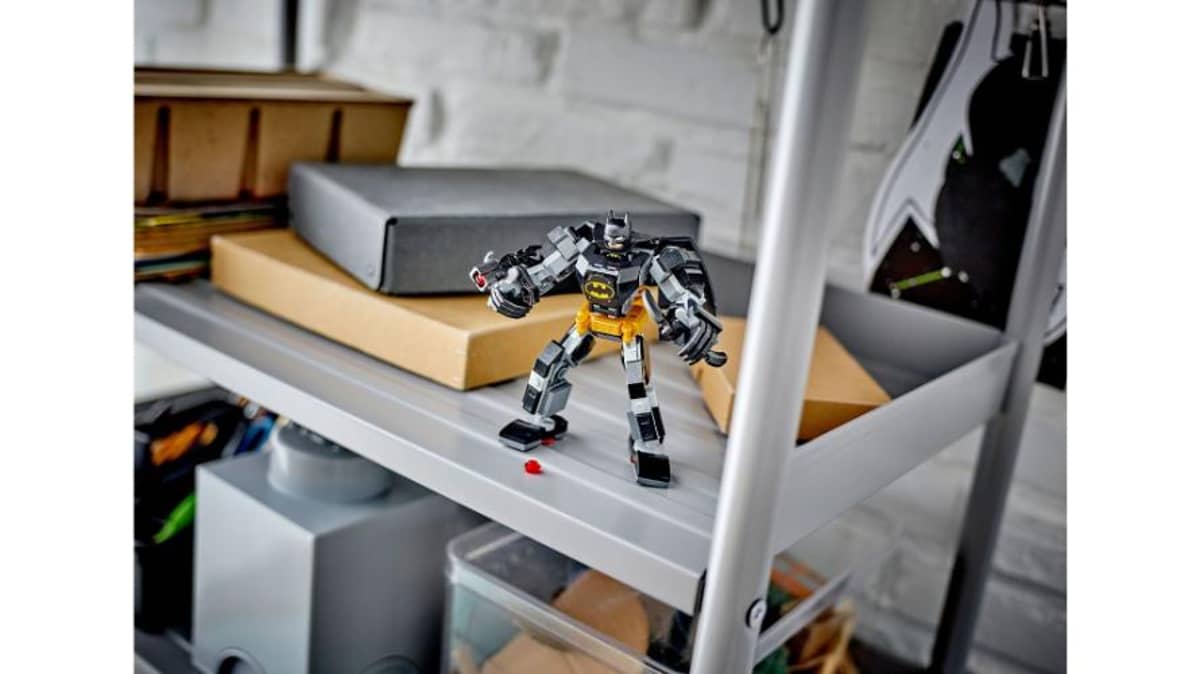 شتر batman-mech-armor