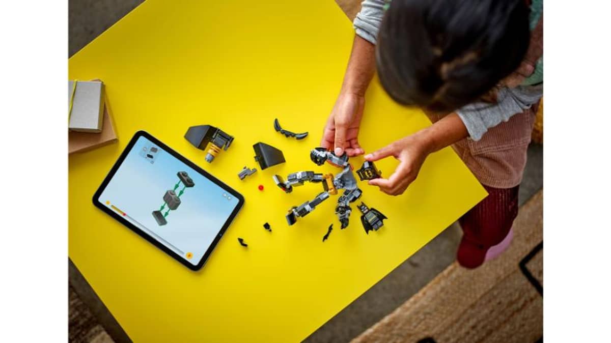 شتر batman-mech-armor