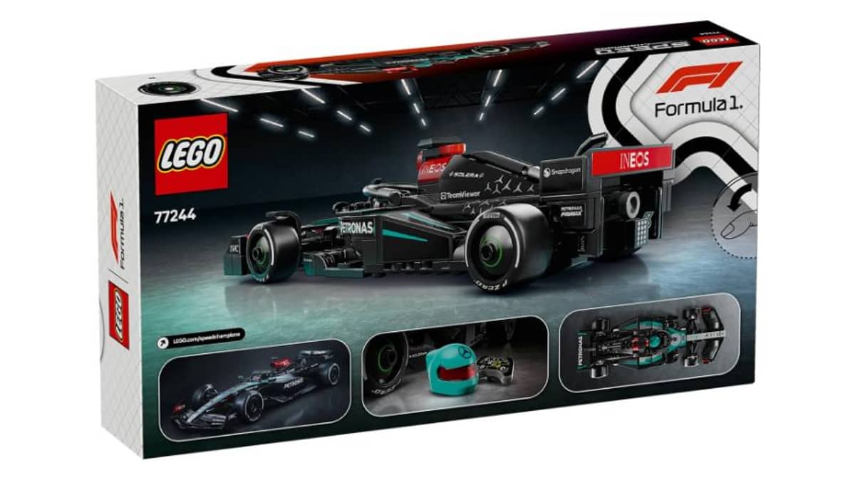 شتر mercedes-amg-f1-w15-race-car