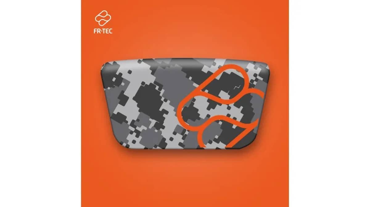 شتر frtec-ps5-custom-kit-camo-digital-black