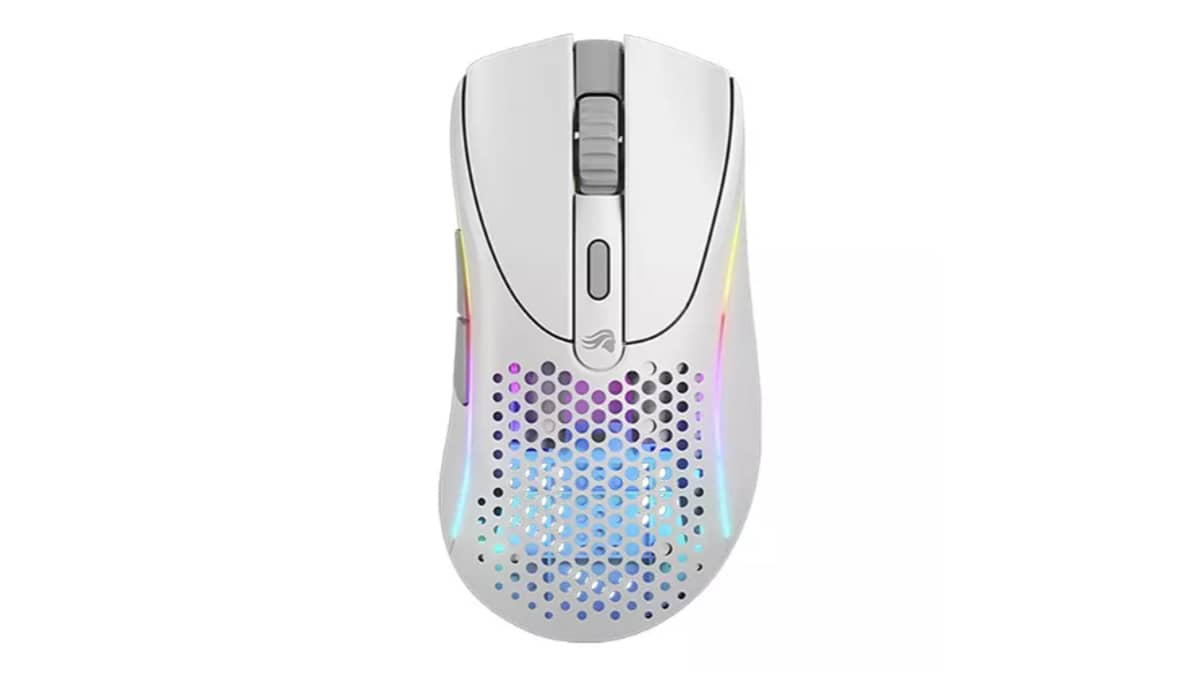 شتر glorious-model-d-2-wireless-gaming-mouse-white