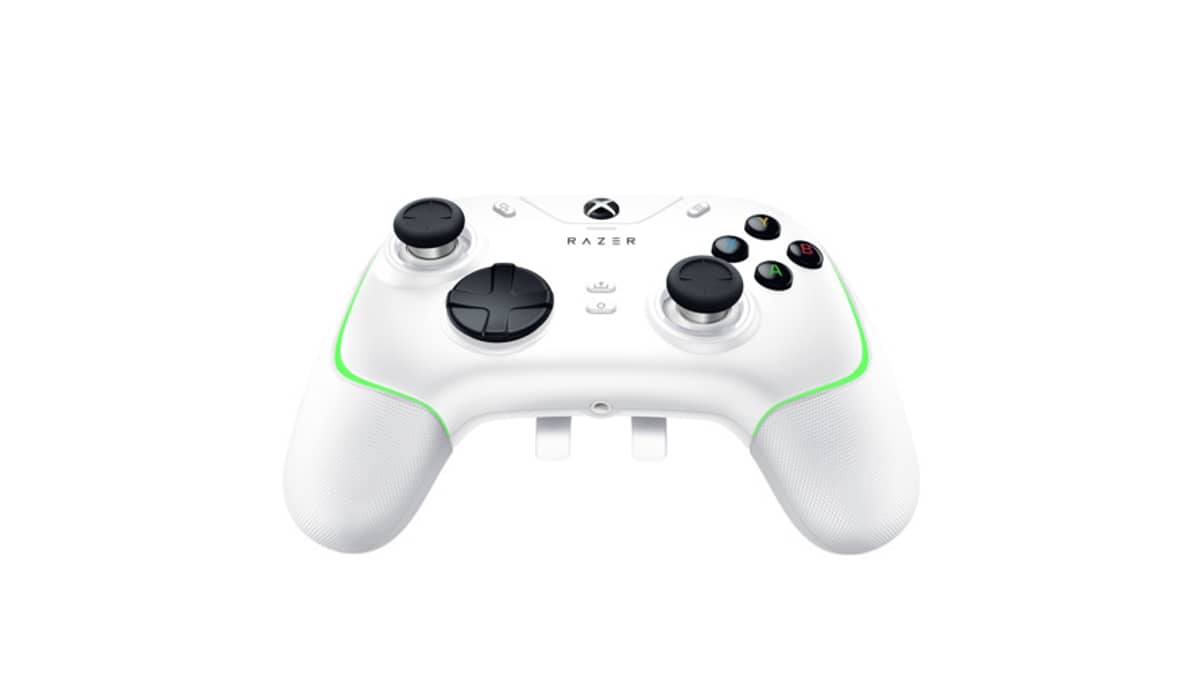 buy razer-wolverine-v2-chroma-wired-gaming-controller-for-xbox-series-xs-xbox-one-pc-white