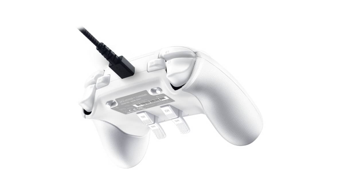 buy razer-wolverine-v2-chroma-wired-gaming-controller-for-xbox-series-xs-xbox-one-pc-white