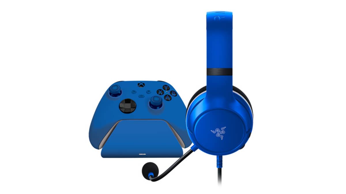 buy razer-essential-duo-bundle-for-xbox-kaira-x-headset-with-xbox-controller-charging-stand-blue