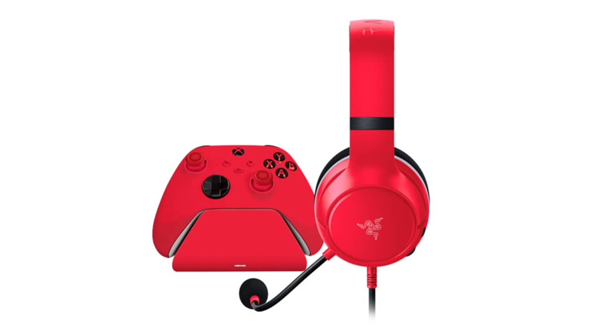 شتر razer-essential-duo-bundle-for-xbox-kaira-x-headset-with-xbox-controller-charging-stand-red