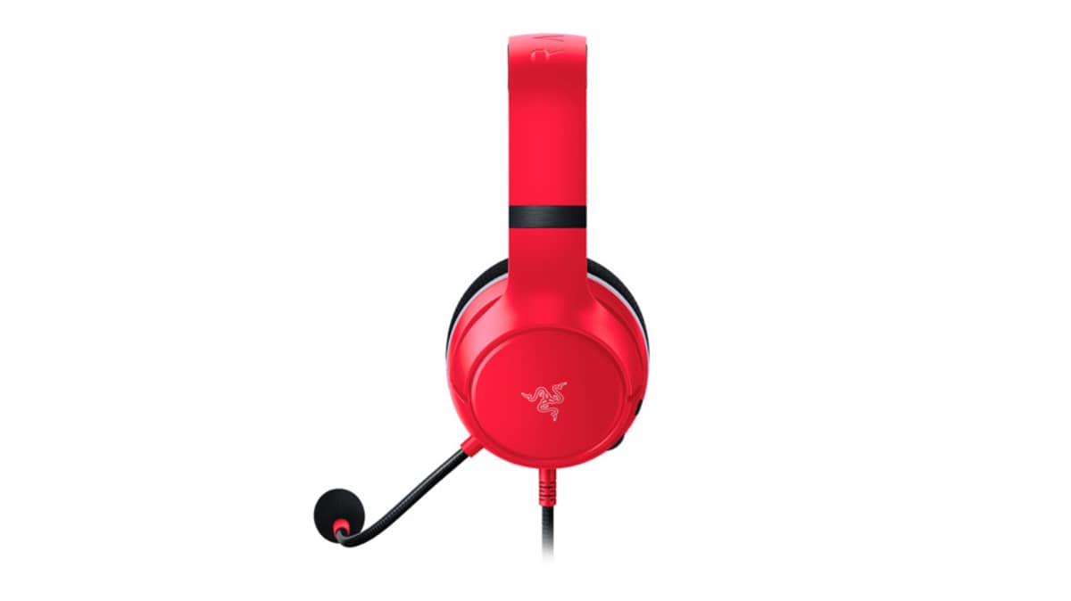 شتر razer-essential-duo-bundle-for-xbox-kaira-x-headset-with-xbox-controller-charging-stand-red