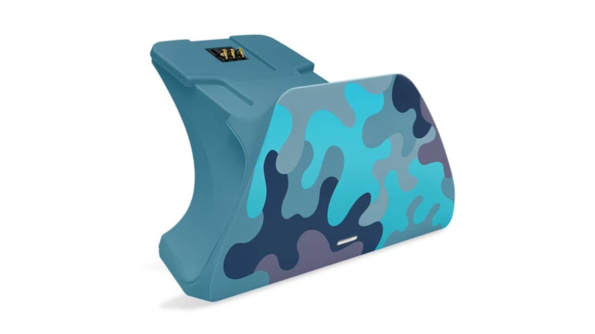 buy razer-universal-quick-charging-stand-xbox-mineral-camo