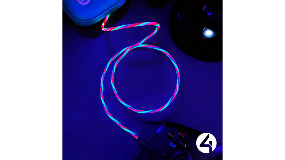 شتر 4gamers-light-up-charging-cables-multiformat-2m-twin-pack